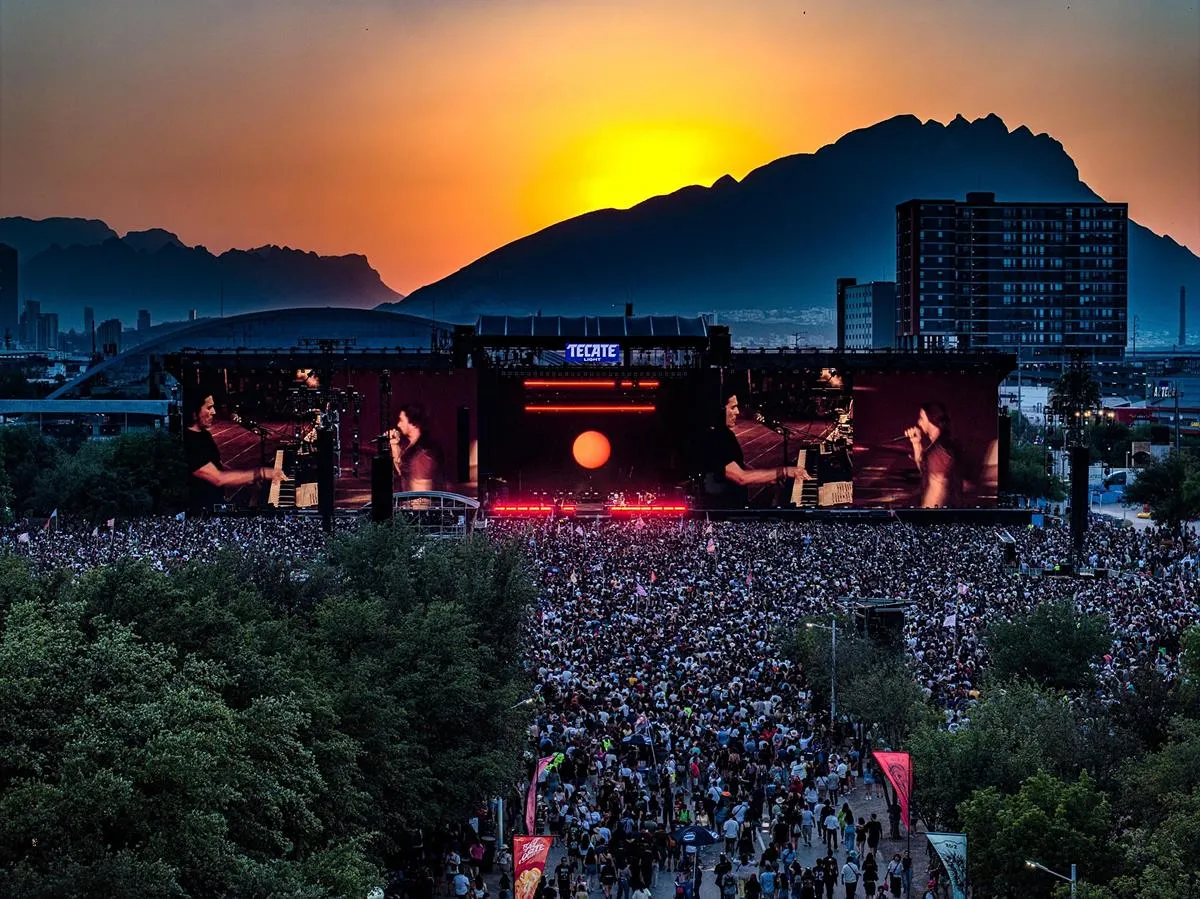 Cartel Tecate Pa'l Norte 2026: De Guns N’ Roses a Deftones, esta es la lista completa de artistas