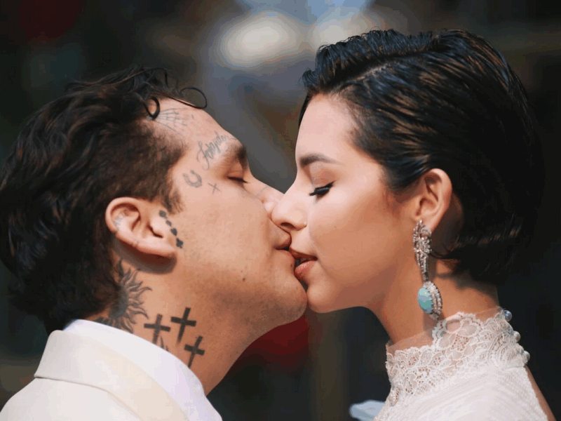 Christian Nodal sorprende con su reacción ante preguntas sobre la boda religiosa con Ángela Aguilar