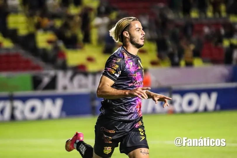 Con espectacular remontada, Atlético Morelia doblegó 3-1 a Cancún FC-3