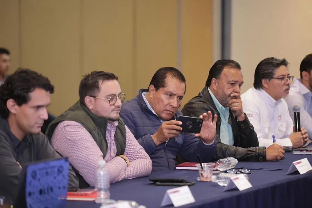 Con Plan Michoacán incrementarán a 82 mil las acciones para vivienda-2