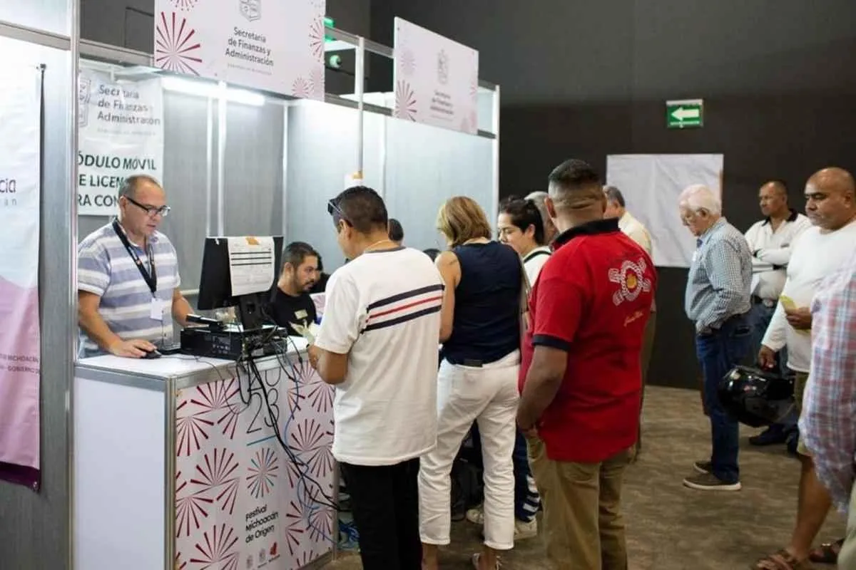 Condonarán multas y recargos por refrendos y licencias durante el Buen Fin en Michoacán
