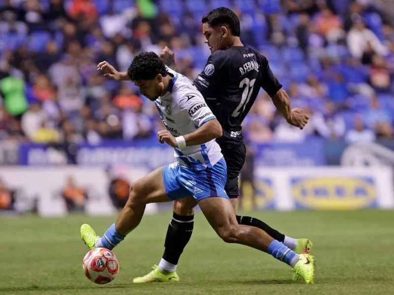 Cruz Azul amplía su buena racha enfrentando a Puebla