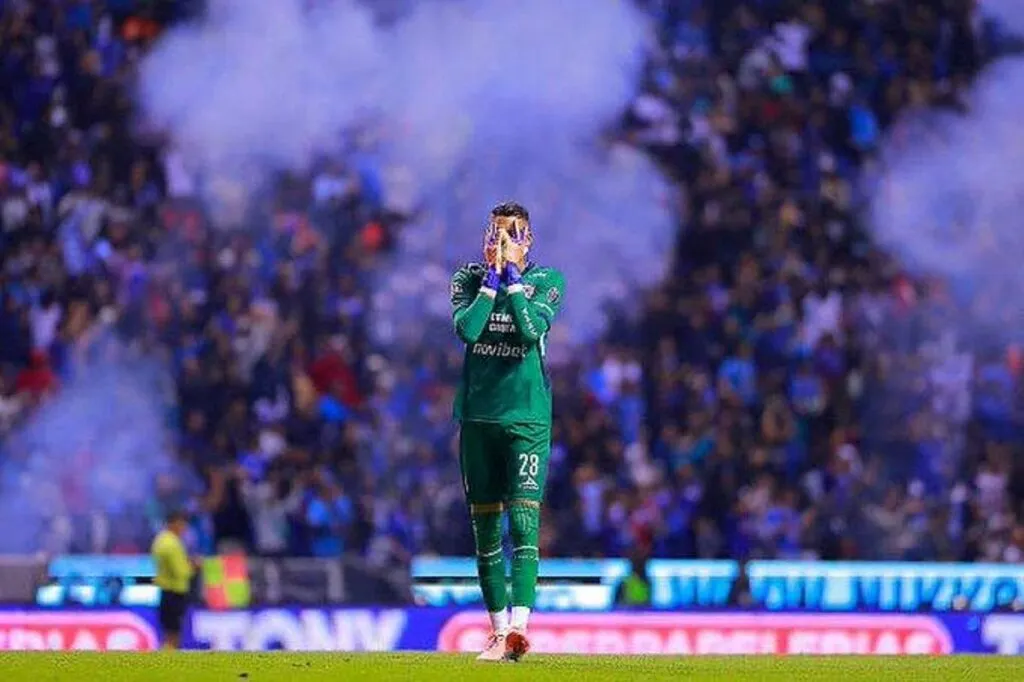 Cruz Azul se queda sin Kevin Mier para la Liguilla