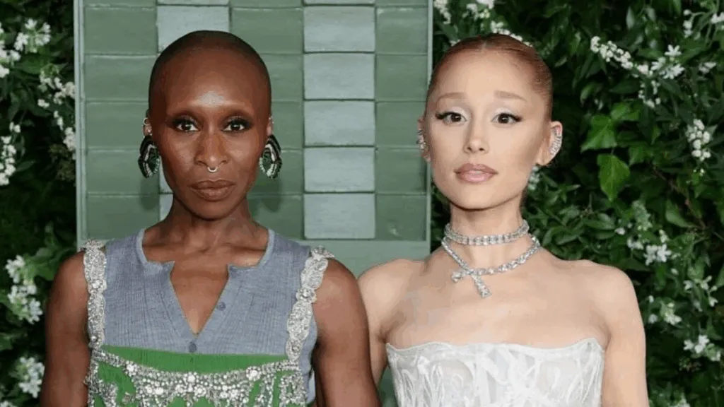 Cynthia Erivo protegió de acosador a Ariana Grande en premiere de Wicked: For Good en Singapur