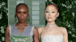 Cynthia Erivo protege a Ariana Grande de acosador en Singapur