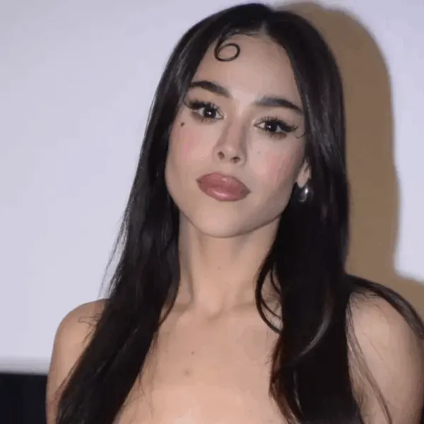 Danna Paola es elegida como Mujer del Año 2025 por Glamour México