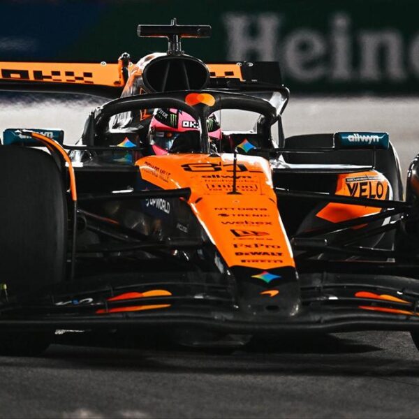 Descalificación de McLaren agita el campeonato de F1