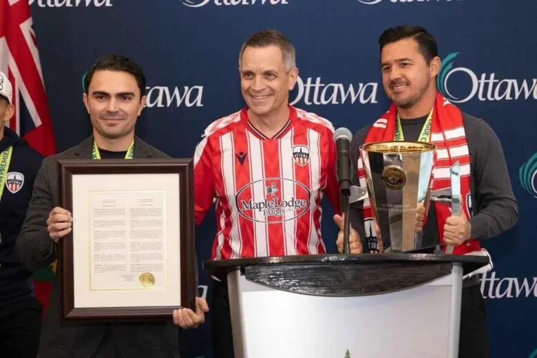 Diego Mejía campeón con Atlético Ottawa en la Canadian Premier League