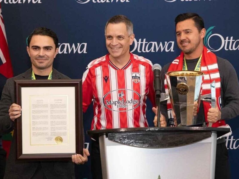 Diego Mejía campeón con Atlético Ottawa en la Canadian Premier League