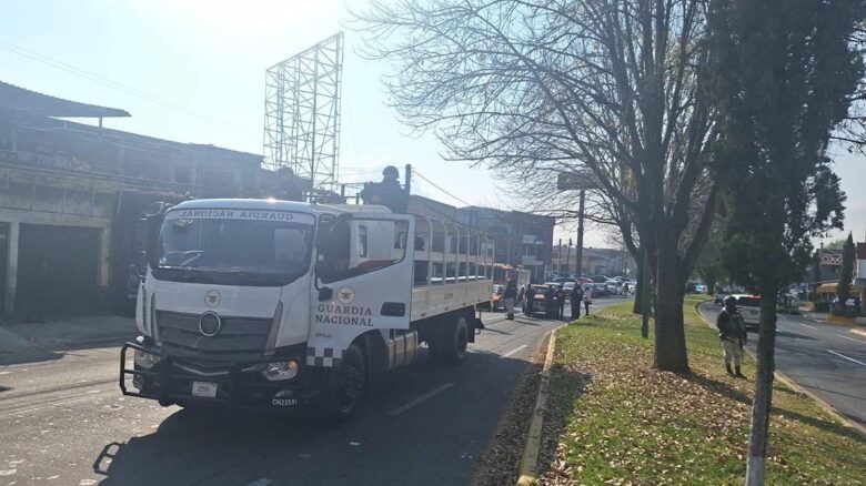 Elementos de la Guardia Nacional resultaron heridos tras chocar en Uruapan