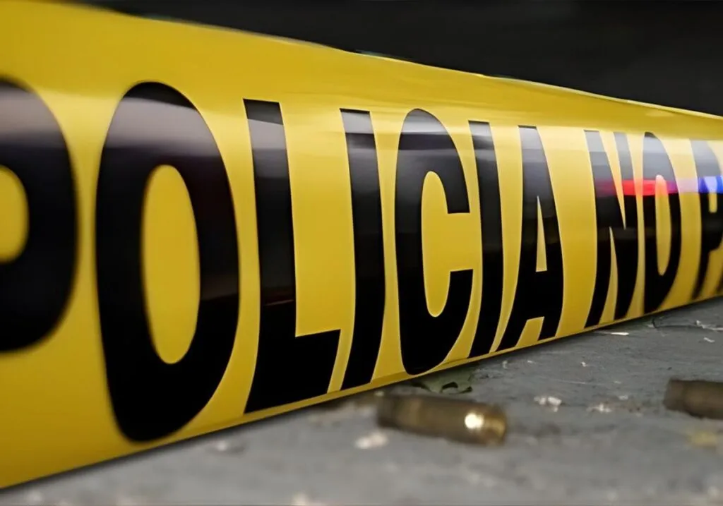 Empleado de tienda departamental sufre ataque armado en Zamora; atacante huye en taxi