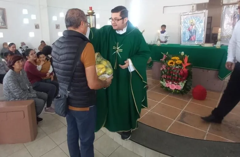 Encuentran muerto al sacerdote Ernesto Baltazar en canal de aguas negras de Edomex; hay 2 detenidos