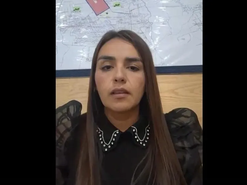 Esposa de Carlos Manzo llama a la calma; “honremos su memoria sin violencia”, pide