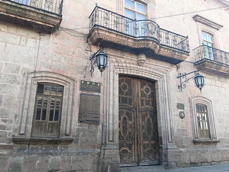Estos son los 20 municipios más endeudados de Michoacán, encabeza Morelia