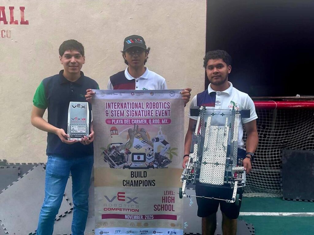 Estudiantes Cecytem triunfan en competencia internacional de robótica-2