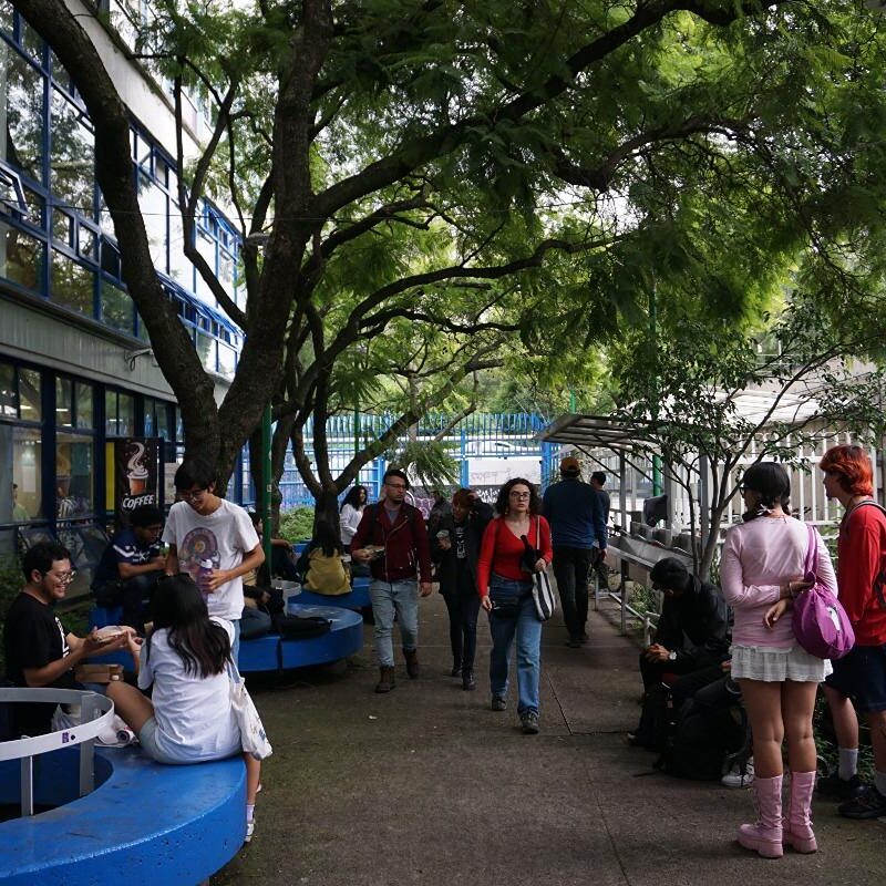 Activan protocolo de seguridad tras amenaza en FFyL de la UNAM