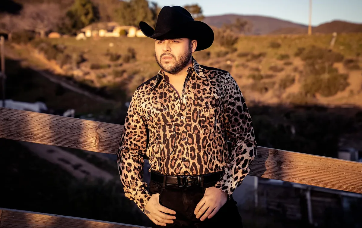 Gerardo Ortiz evita la prisión y recibe 3 años de libertad condicional