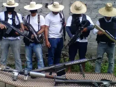 Giran orden de aprehensión contra “El Botox”, líder de Los Blancos de Troya, por asesinato de Bernardo Bravo