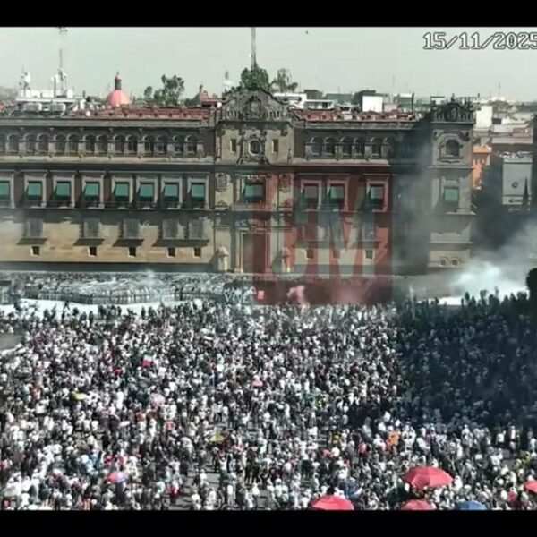 CDMX culpa a manifestantes por lesiones durante marcha