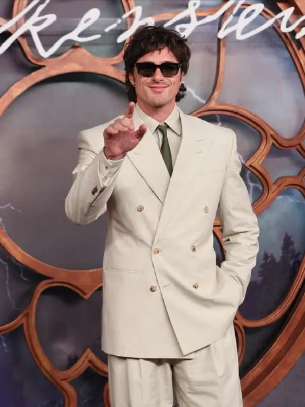 Jacob Elordi se entrega al Frankenstein de Del Toro: “Es un sueño hecho realidad”-2