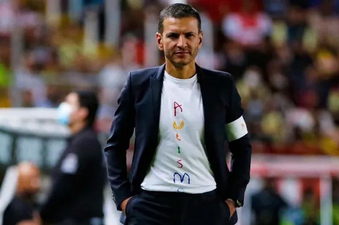 Jaime Lozano es cesado como director técnico del Club Pachuca-1