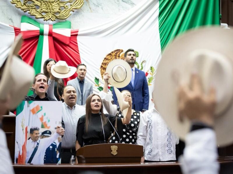 “Jamás pactó con nadie” aseguró Grecia Quiroz sobre Carlos Manzo al asumir como alcaldesa sustituta