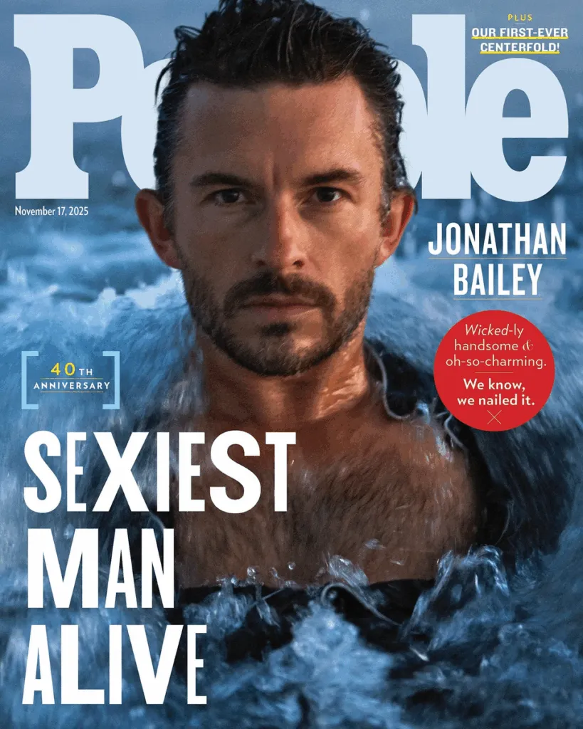 Jonathan Bailey el más sexy del mundo People en 2025