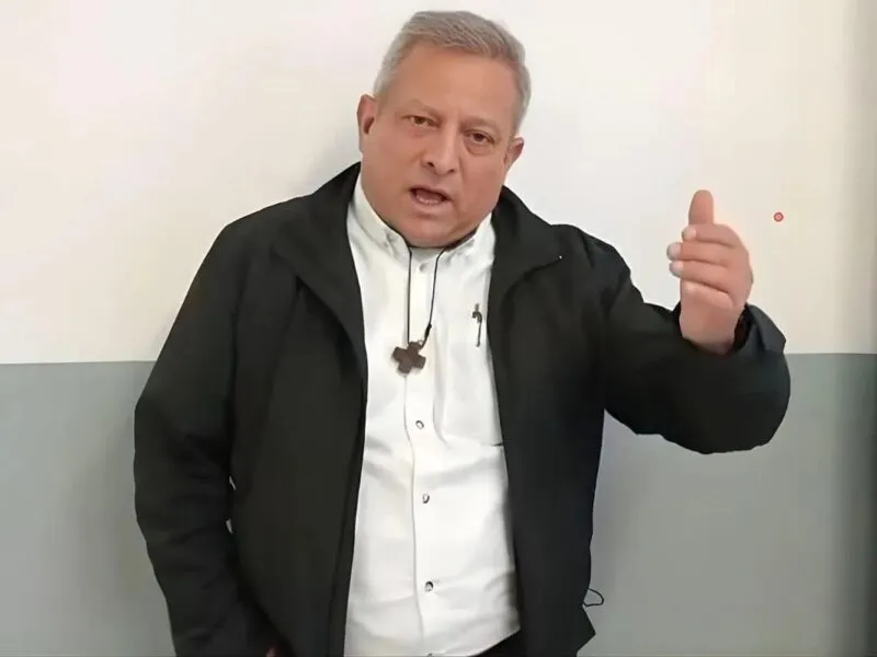 Llama Padre Goyo a Sheinbaum a tumbar narcogobierno en Michoacán