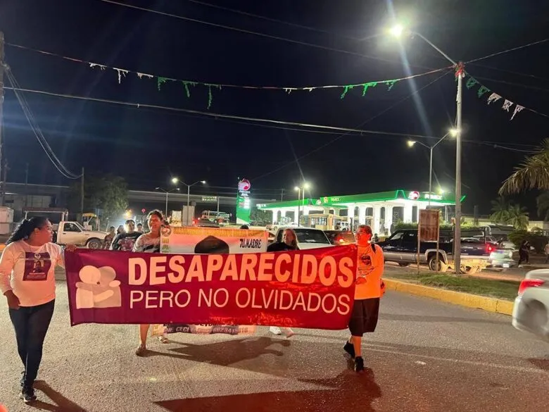 Madres buscadoras exigen Sheinbaum más apoyo para encontrar a sus desaparecidos