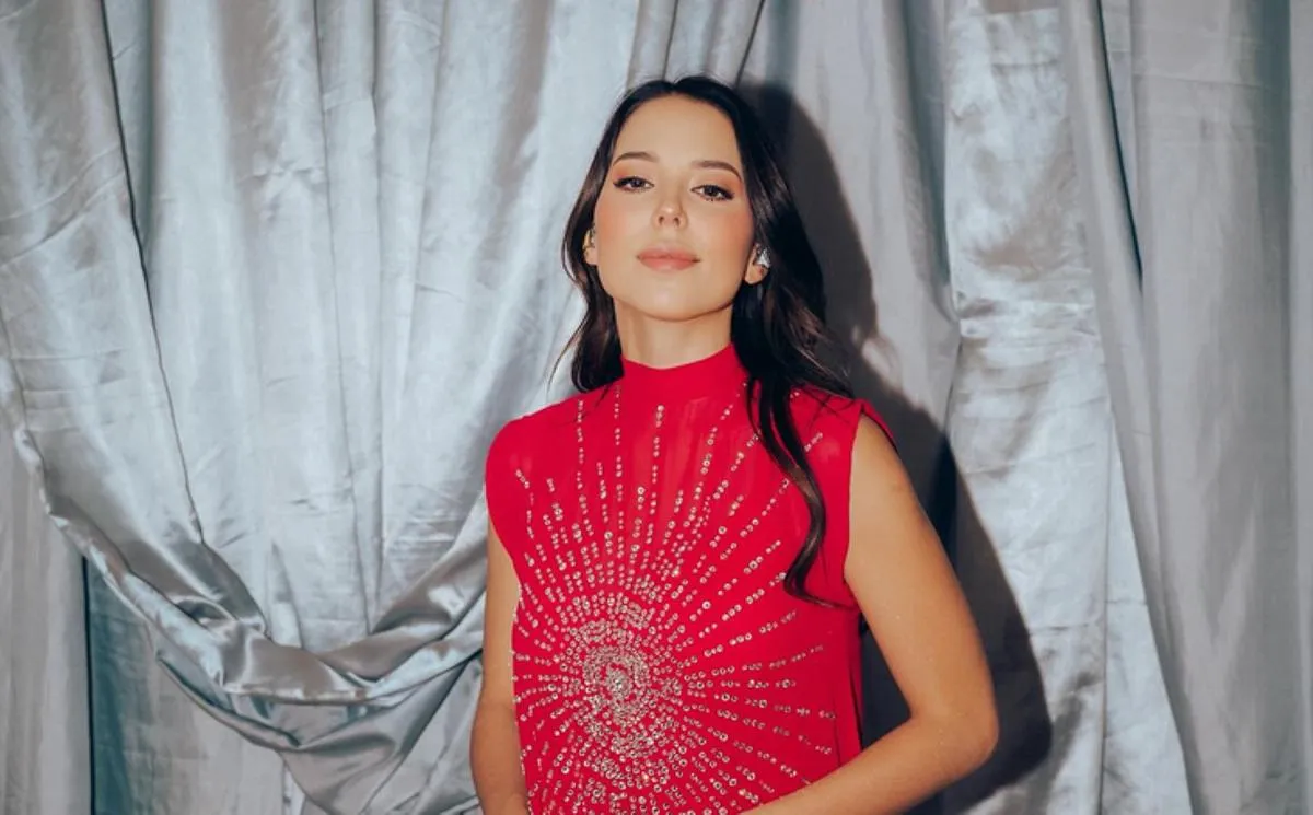 Majo Aguilar reacciona a colaboración con su primo Emiliano y aplaude la valentía de Fátima Bosch