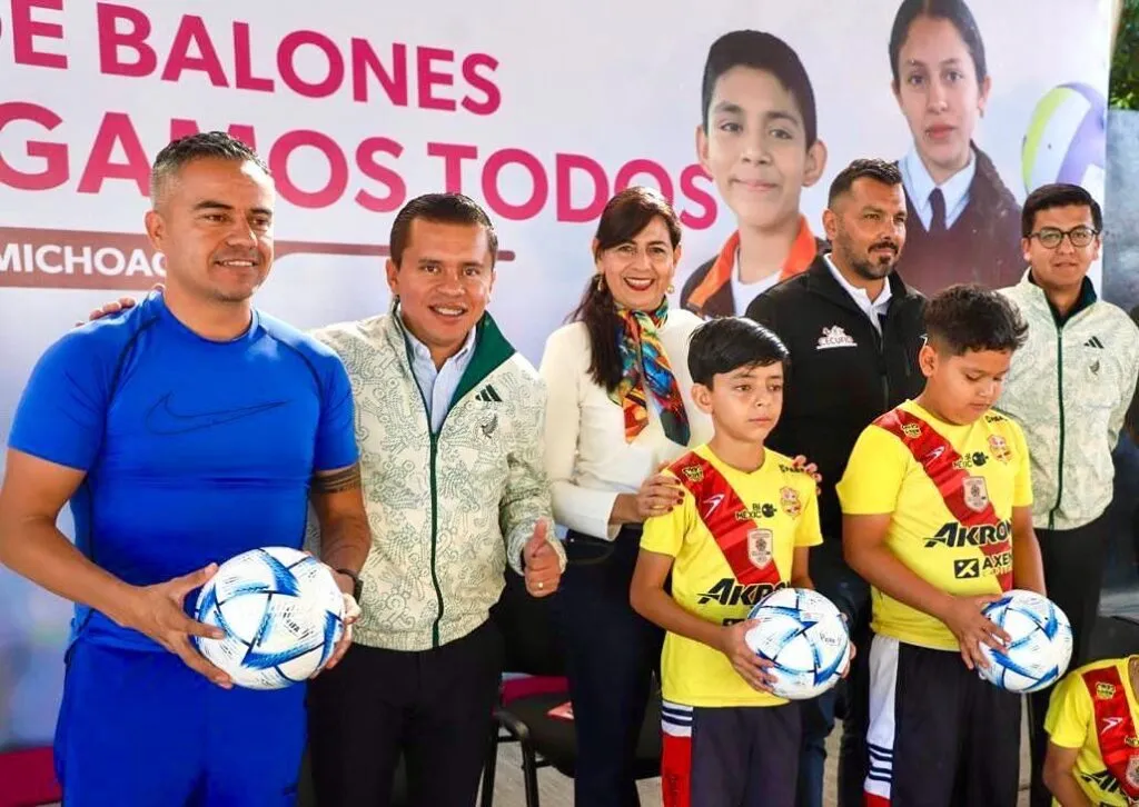 Más de un millón de estudiantes del nivel básico podrán participar en copa de fútbol nacional