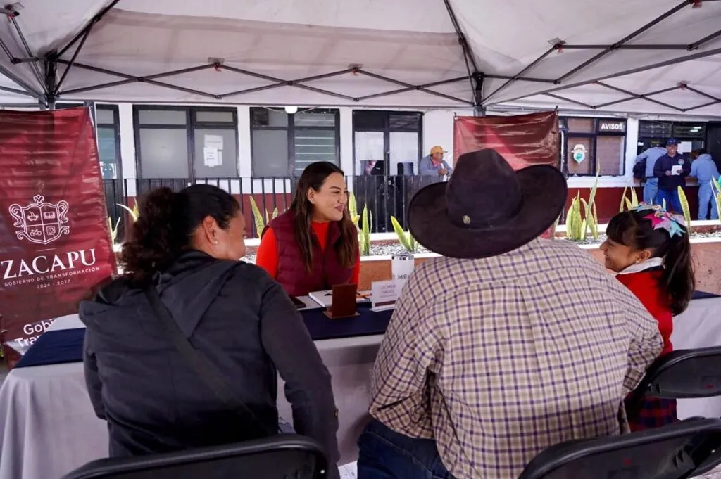 Mónica Valdez impulsa diálogo y desarrollo en Zacapu, Michoacán