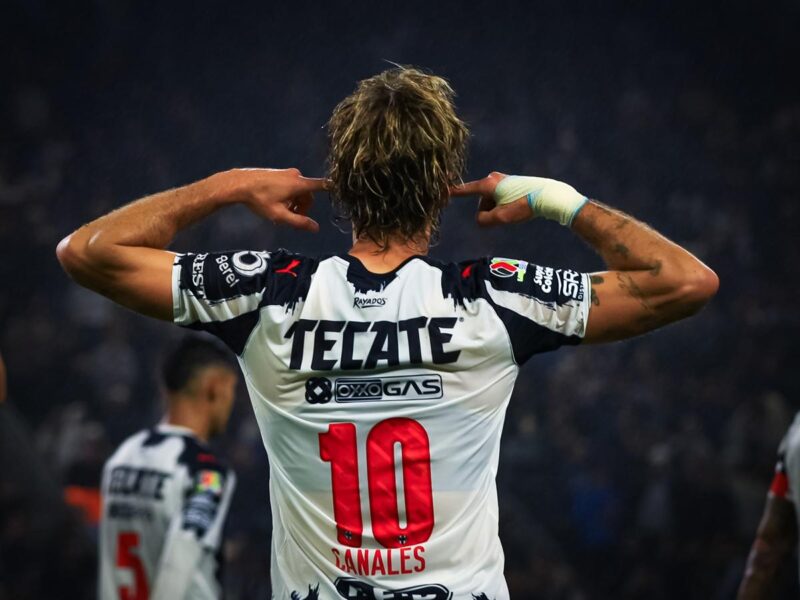 Monterrey toma la ventaja al vencer al América 2-0 en la ida de cuartos de final