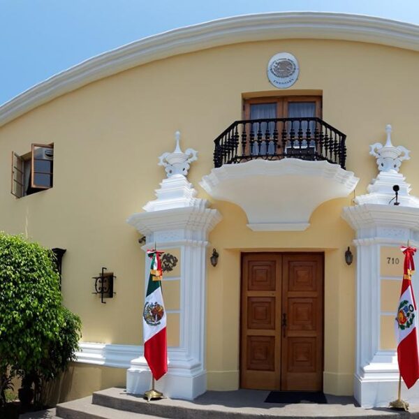 Presidente peruano considera asaltar la embajada de México en el Perú