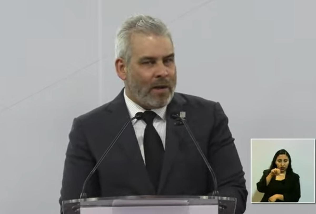 PRI, PAN y exmagistrado Froylan Muñoz, detrás de politización de asesinato de alcalde de Uruapan: Bedolla