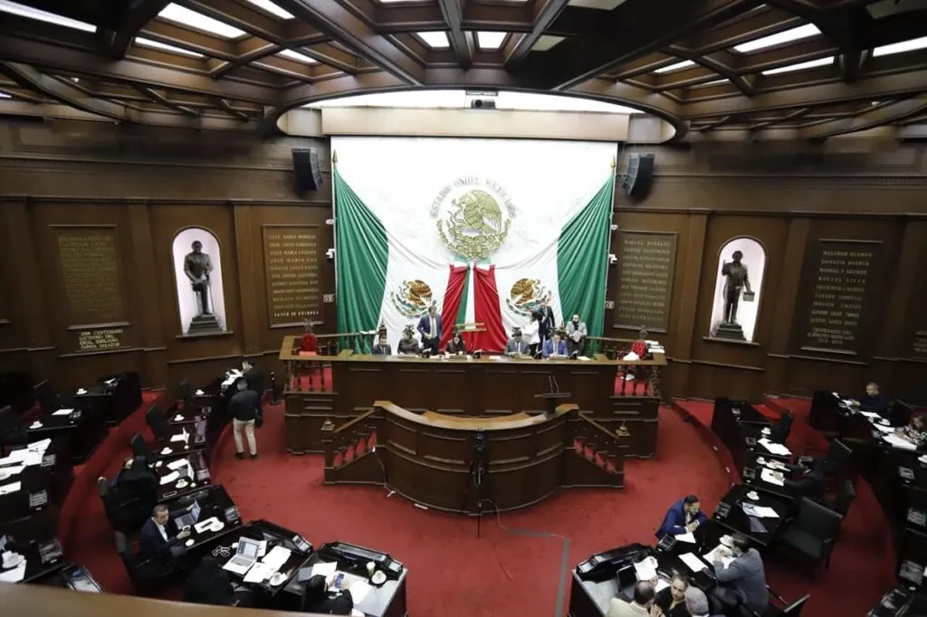 Regula Congreso del Estado plataformas digitales de alojamiento turístico