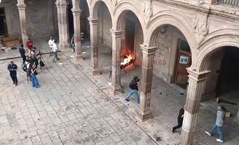 Resuelve FGE situación jurídica de personas detenidas en el Centro Histórico de Morelia