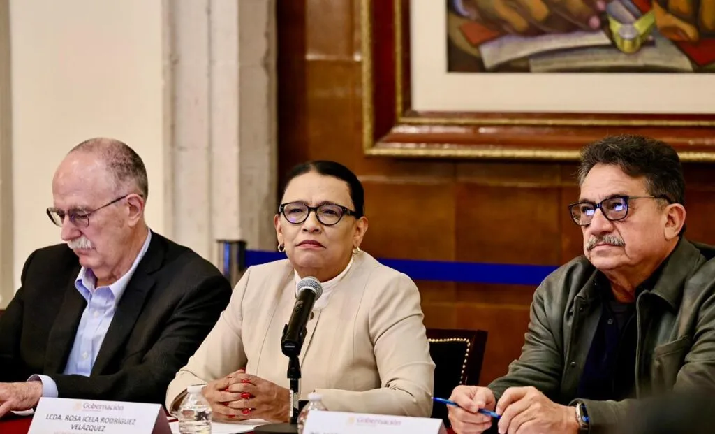 Rosa Icela Rodríguez acusa motivación política en bloqueos de agricultores y transportistas