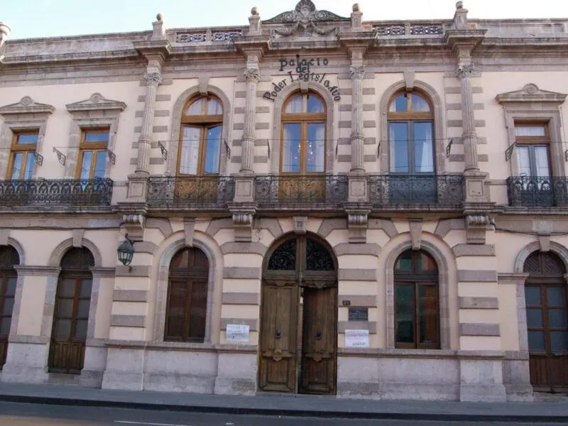 Sin alusión alguna a situación que priva en Uruapan, dictamina Congreso ausencia definitiva del edil