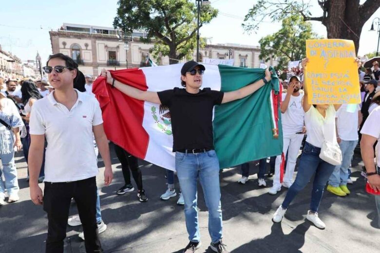 Sin incidentes, manifestación en el Centro Histórico de Morelia: Segob