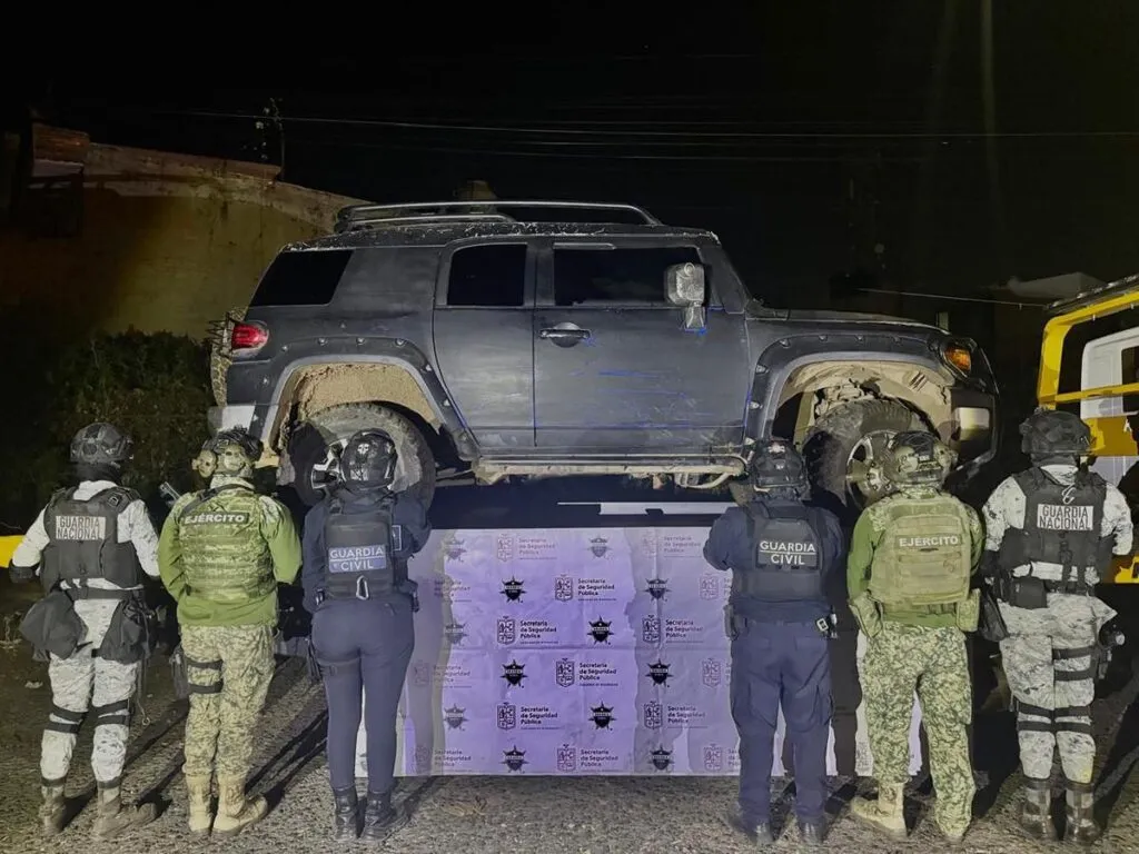 SSP asegura 3 camionetas robadas en Zinapécuaro