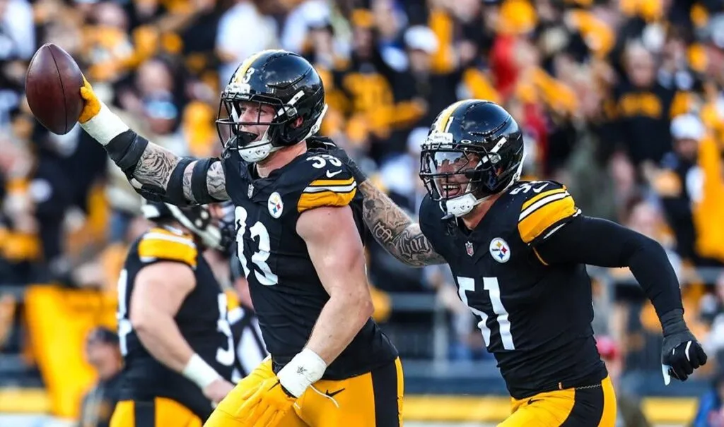 Steelers retorna al triunfo al frenar a los Colts que registraron su segunda derrota en la NFL