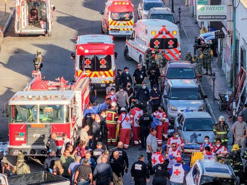 Suman 23 muertos por incendio de Waldo’s en Hermosillo