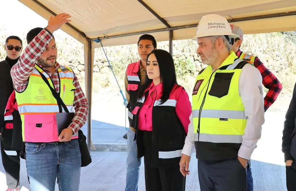 Supervisa Bedolla avance de obras en Villas del Pedregal; se invierten 100 mdp