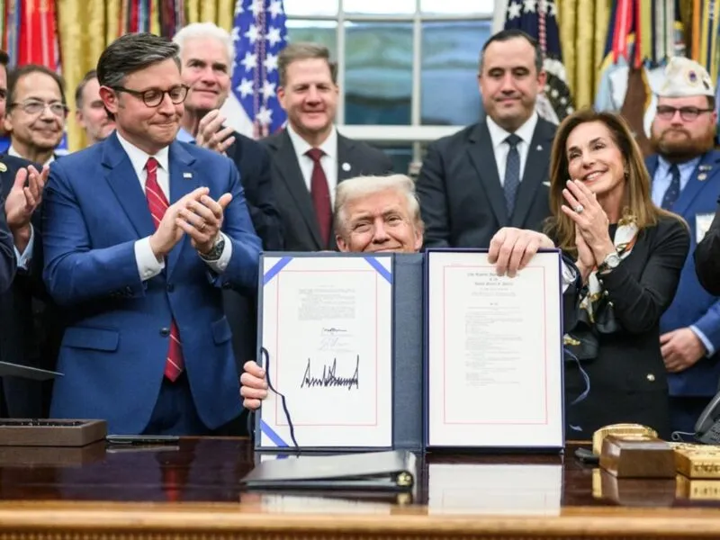 Termina el cierre de gobierno más largo en la historia de EU