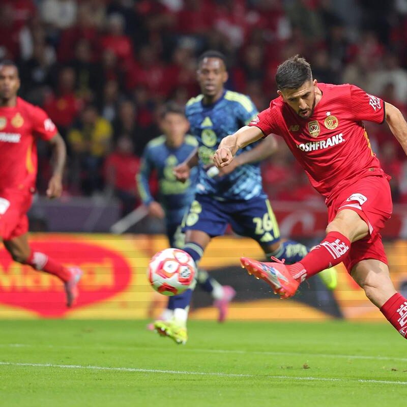 Toluca y Puebla cierran con victorias en la Liga MX