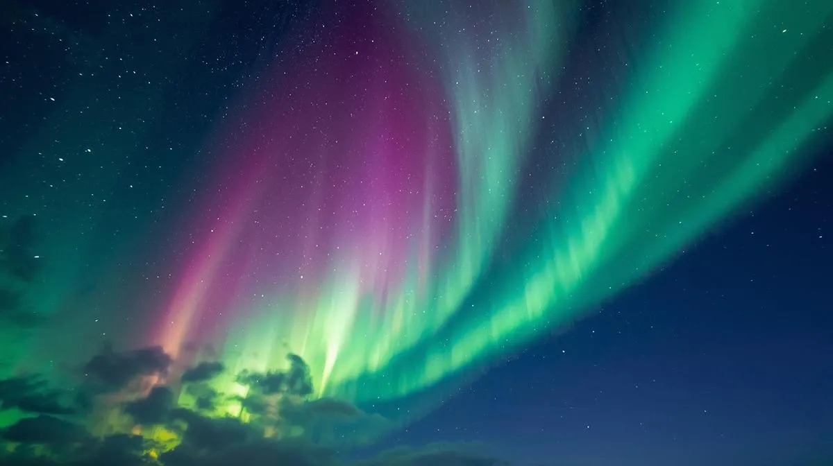 Tormenta solar provocará el avistamiento de auroras boreales esta semana