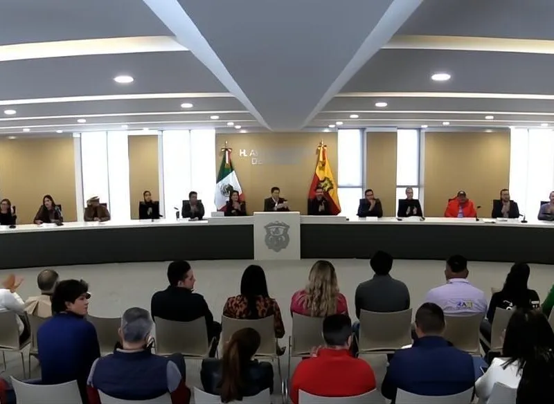 Tras años de gestión vecinal, regulariza Cabildo 167 viviendas en Santa María