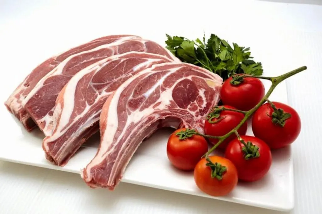 Trump da marcha atrás a los aranceles a la carne de res y tomates