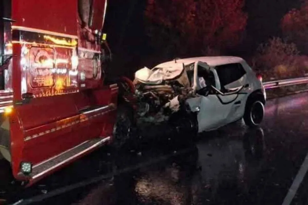 Un accidente en la carretera Zacapu-Villa Jiménez resultó en la muerte de un hombre 1